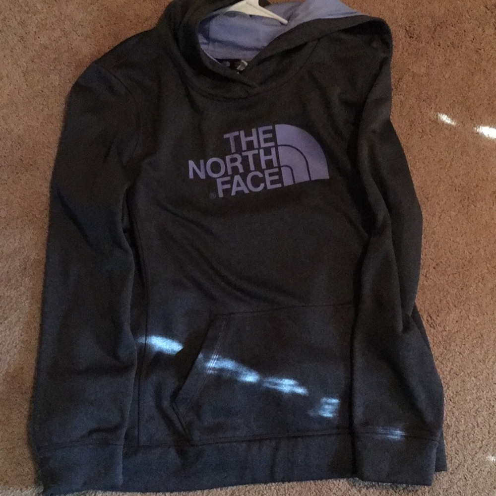 NWOT North Face Hoodie Size Large